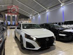 نیسان ئەلتیما